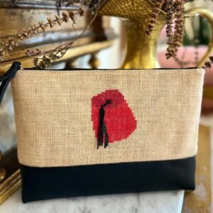 Jutte and vegan leather Clutch.